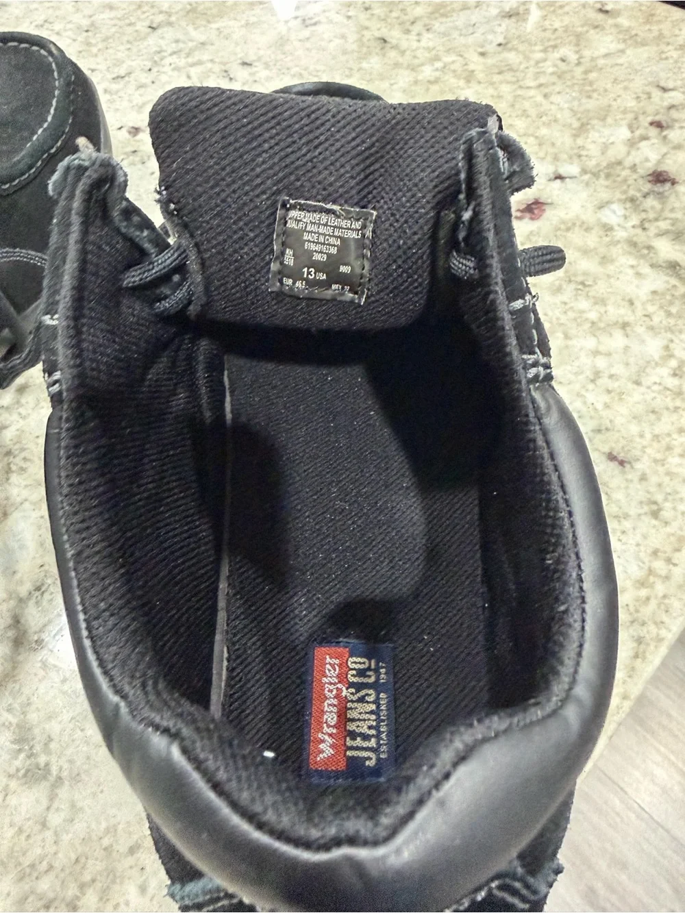 Wrangler Black Suede Chukka Boots with Contrast Stitching Size 13